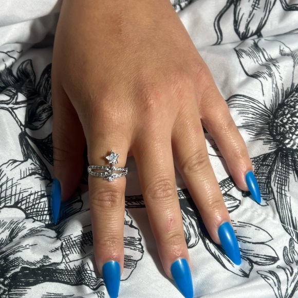 - ⭐️Sterling Silver Shooting Star Motif pave-set w/round brilliant cut CZ … - Picture 3 of 16